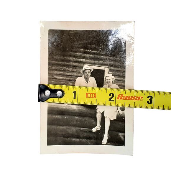 Vtg Couple Posing Cabin Behind Original Monochrome Photo 1946 Found Snapshot - Picture 4 of 4